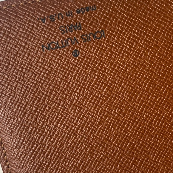 🤩MONOGRAM WALLET🤩 - Picture 14 of 16